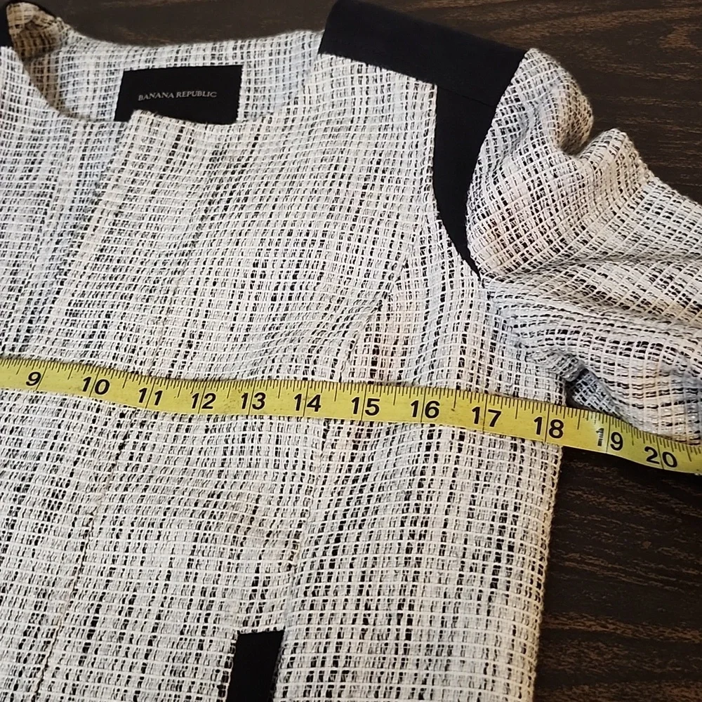 Banana Republic it very